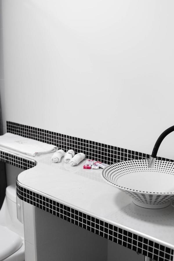 Suites Liverpool Мексико Сити Екстериор снимка